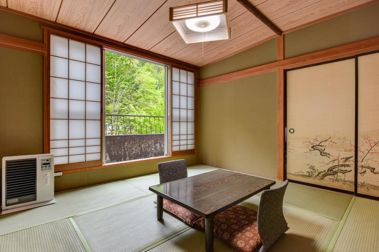 Yama No Yado Meiji Onsen Chino Exteriör bild