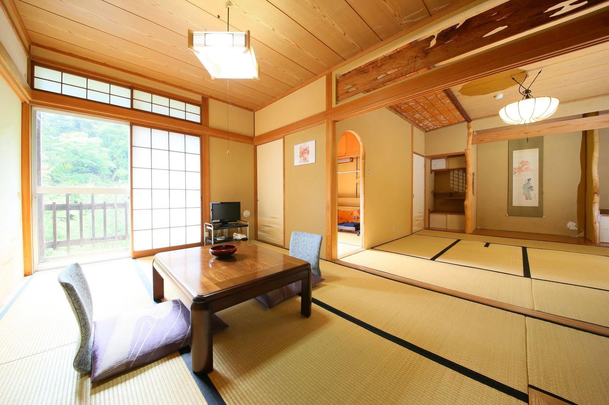 Yama No Yado Meiji Onsen Chino Exteriör bild